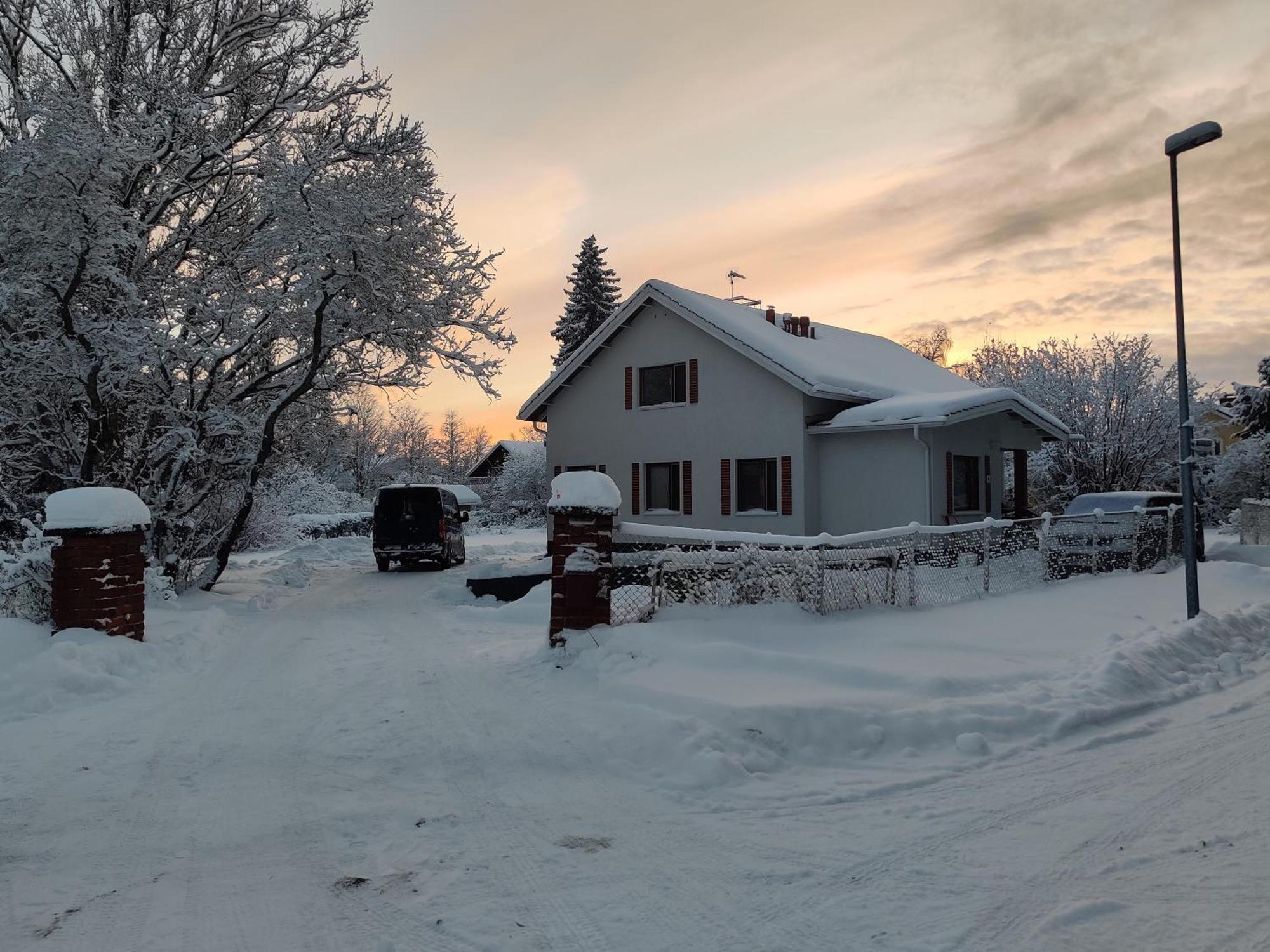 Nina'S Guesthouse, Jaemsae City,160 M2 Экстерьер фото